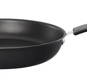 skovoroda-fiskars-functional-form-28-sm-1026574